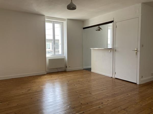 Appartement à vendre 148 400 € Concarneau 2 p 47 m² DPE D
