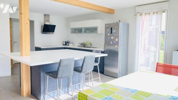 Maison sur Plescop à ossature bois de 155 m² – Lumineuse, moderne et fonctionnelle