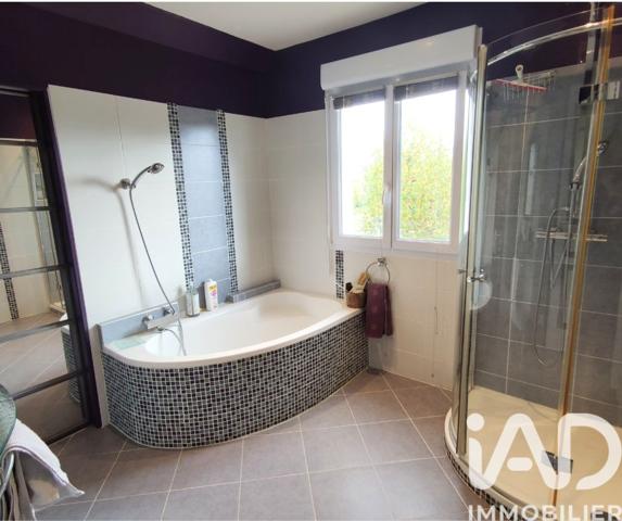 Maison à vendre 5 pièces 137 m² Hérouville-Saint-Clair