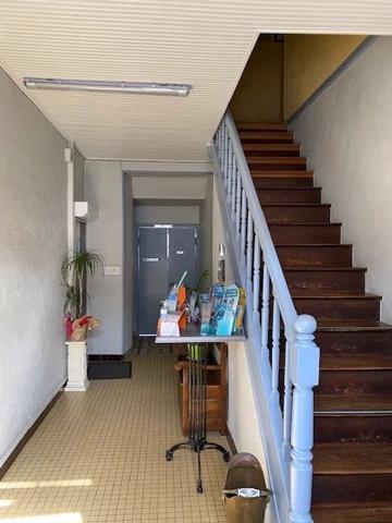 Sur l'axe LES SABLES-LA ROCHE un hôtel-Bar-Restaurant