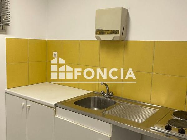 À vendre Local commercial 208 m² - Saint-raphaël 83700