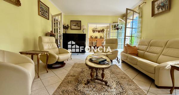 À vendre Maison 6 pièces 184 m² - Le Plessis-robinson 92350