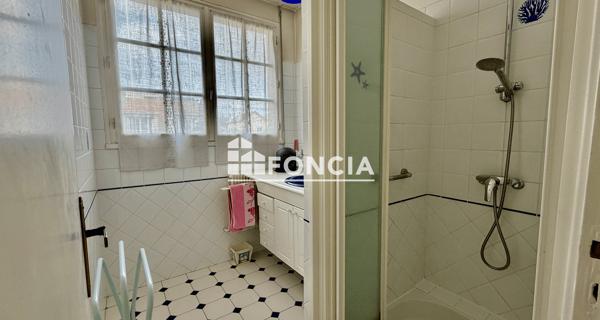 À vendre Maison 6 pièces 184 m² - Le Plessis-robinson 92350