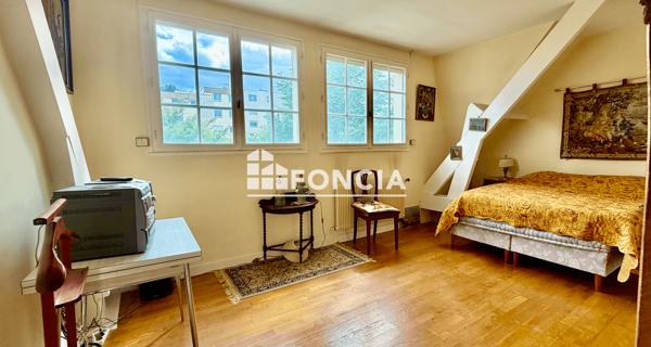 À vendre Maison 6 pièces 184 m² - Le Plessis-robinson 92350