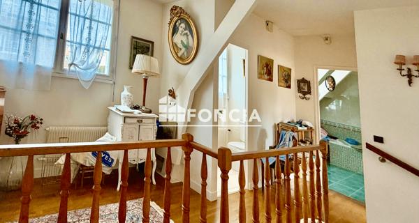 À vendre Maison 6 pièces 184 m² - Le Plessis-robinson 92350
