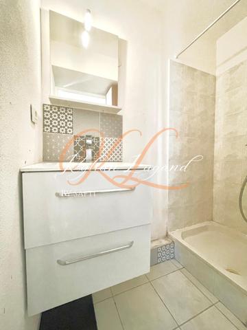 APPARTEMENT T1 BIS AVEC TERRASSE