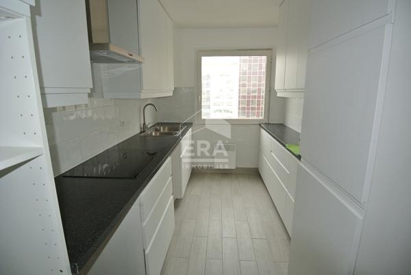Appartement spacieux et lumineux avec balcon à Puteaux