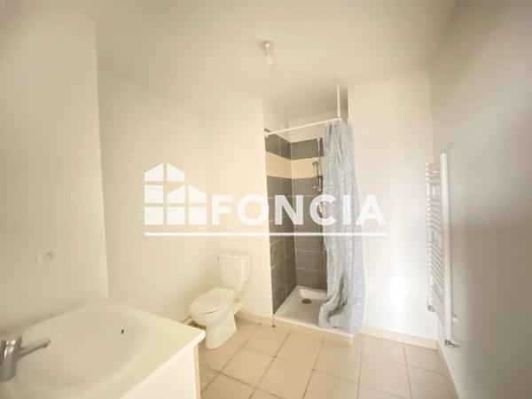 Location Appartement 2 pièces 41.78 m² - 27 RUE DU SOLAYER Clermont-ferrand 63000