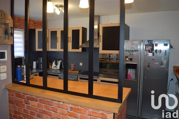 Maison traditionnelle 8 pièces de 155 m² à Montélier (26120)