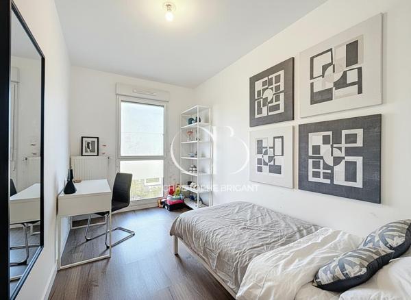 Appartement  3 pièce(s) 64 m2 Balcon