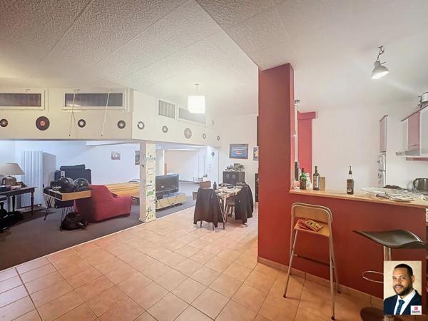 Appartement Vitry Sur Seine 8 pièce(s) 460 m2