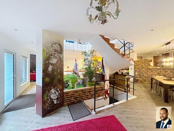 Appartement Vitry Sur Seine 8 pièce(s) 460 m2