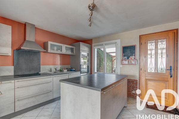 Maison à vendre 5 pièces 97 m² Notre-Dame-de-Bondeville