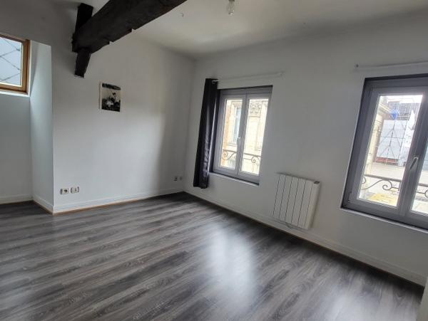Location Appartement 3 pièces Arras (62000) - ARRAS RUE DELANSORME