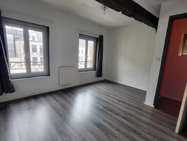 Location Appartement 3 pièces Arras (62000) - ARRAS RUE DELANSORME