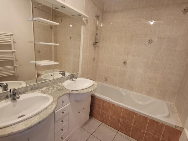 Location Appartement 3 pièces Arras (62000) - ARRAS RUE DELANSORME