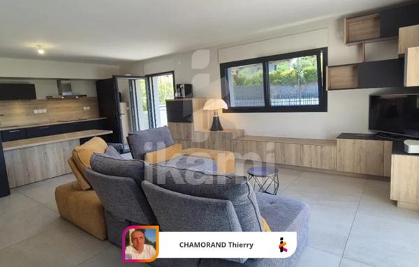 Appartement T4 de 102 m2 avec vue lac à Brison-Saint-Innocent