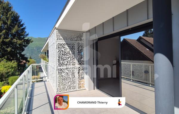 Appartement T4 de 102 m2 avec vue lac à Brison-Saint-Innocent