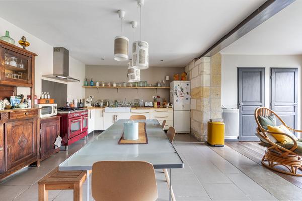 BORDEAUX BACALAN  MAISON 7 PIÈCES AVEC JARDIN PROCHE CITÉ DU VIN