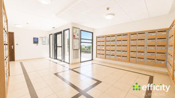 Appartement
         2 pièces
        - 41 m² 139 000 € *