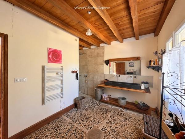 Maison de caractère à Bassillac et Auberoche