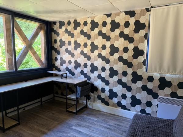 Vente                                                      Maison
                        
                     7 pièces                      252 m2                     à Sorel-Moussel