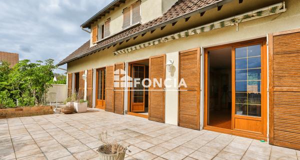 À vendre Maison 6 pièces 144 m² - Saint-pierre-du-perray 91280