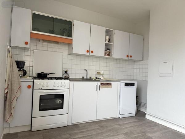Appartement à vendre à Guingamp dans les Côtes-d'Armor (22200), ref : 22064-1324