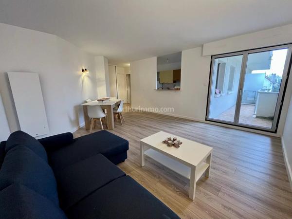 Location                                                      Appartement
                        
                     2 pièces                      51 m2                     à Joinville-le-Pont
