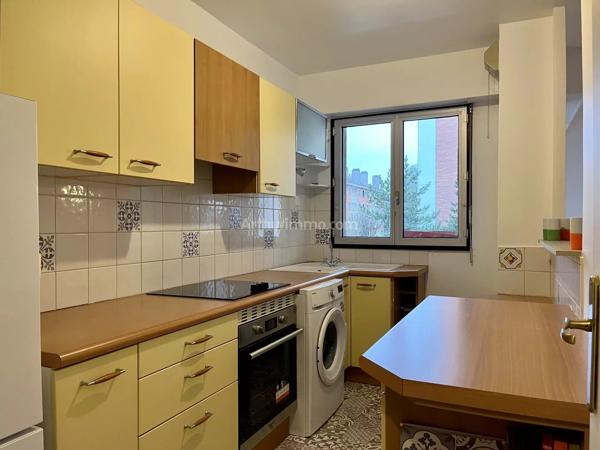 Location                                                      Appartement
                        
                     2 pièces                      51 m2                     à Joinville-le-Pont