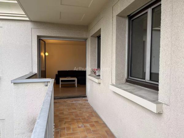 Location                                                      Appartement
                        
                     2 pièces                      51 m2                     à Joinville-le-Pont