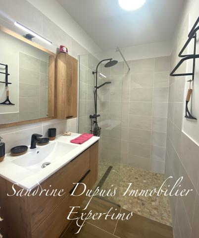 Chermignac (17460) CHERMIGNAC : Magnifique propriété rénovée 6 chambres. Idéale pour activité de chambres d'hôte, grande f