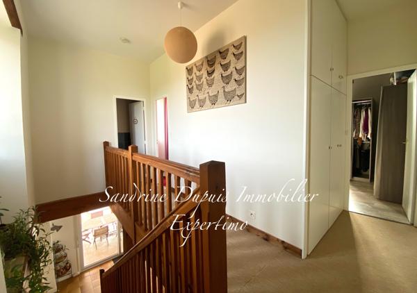 Chermignac (17460) CHERMIGNAC : Magnifique propriété rénovée 6 chambres. Idéale pour activité de chambres d'hôte, grande f