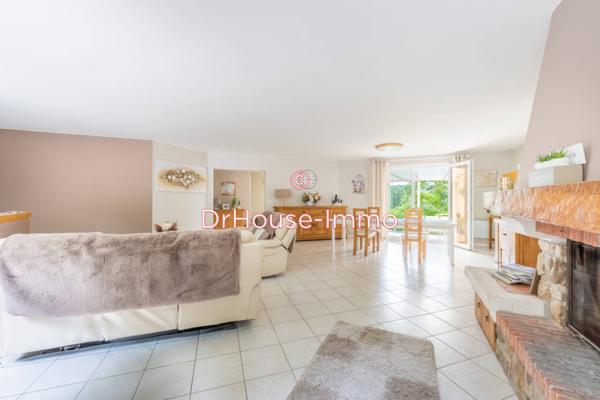 Maison à vendre 10 pièces de 263 m²