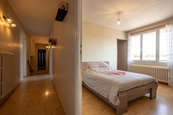 LIEUX UNIQUES ® x PROPRIÉTÉS PRIVÉES PROPOSE MAISON DE  187 M² SUR UN TERRAIN DE 1295 M² À CELLETTES (41)