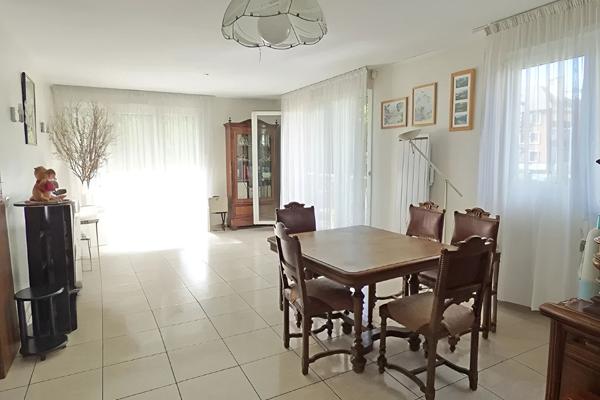 Appartement Villemomble 4 pièce(s) 81 m2