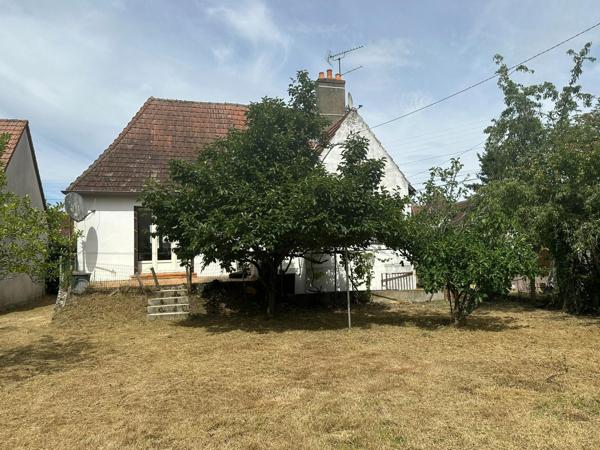 Maison 85 m², 3 pièces, 2 chambres, sous-sol, cave et terrain