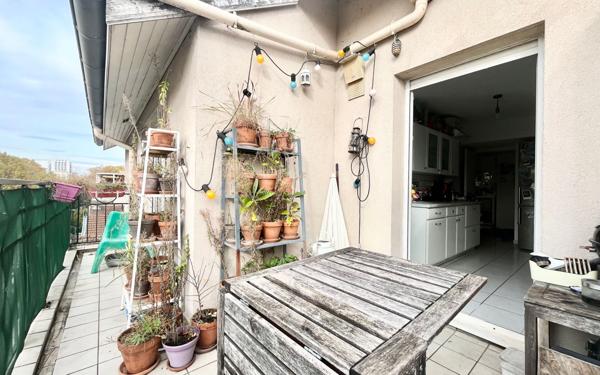 Appartement à vendre    4 pièces • 81,45 m2 Villeurbanne