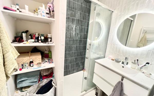 Appartement à vendre    4 pièces • 81,45 m2 Villeurbanne