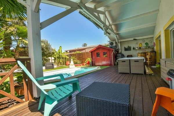 Plain-pied avec 3 chambres et piscine