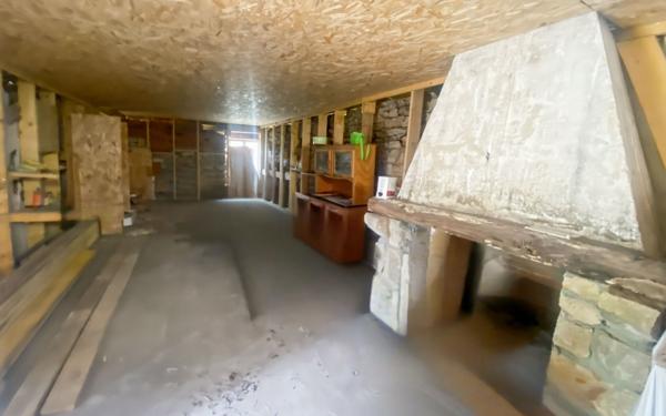 Maison à vendre    1 pièce •  Puylaroque