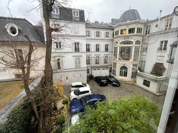 Appartement F6 à vendre  6 pièces - 142 m2 PARIS - 75008