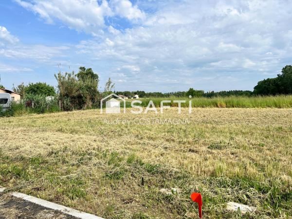 Terrain viabilisé dans petit lotissement