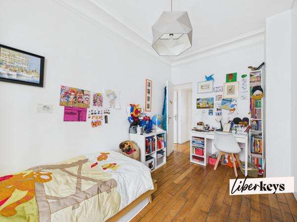 Appartement bourgeois et familial – 108 m² – 4 chambres – Rue d’Amsterdam, 9ᵉ arrondissement