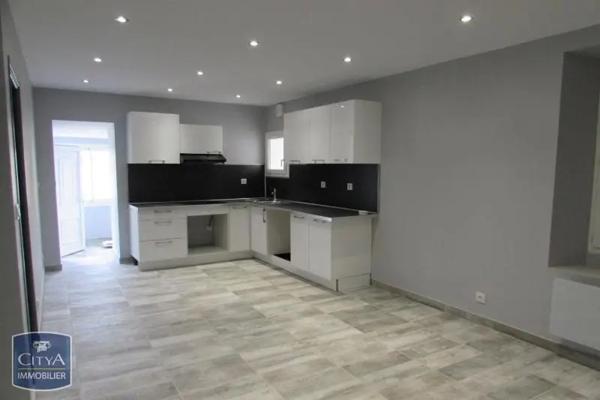 Appartement à louer 2 pièces 35.03m² Rognac (13340)
