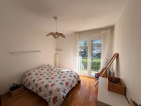 Superbe T2 de 50 m² lumineux avec balcon et stationnement !