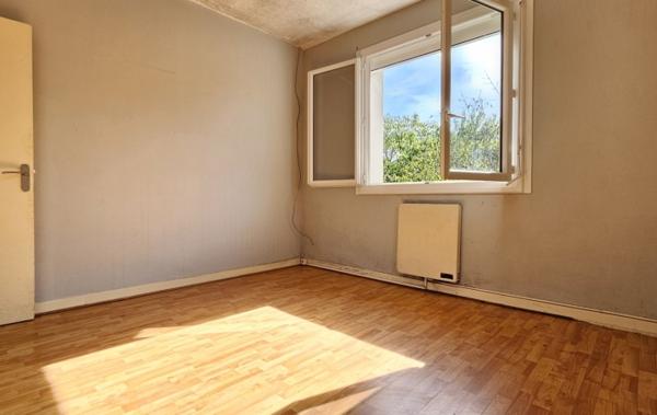 Vente Maison Avec jardin à rafraîchir Aiguillon   