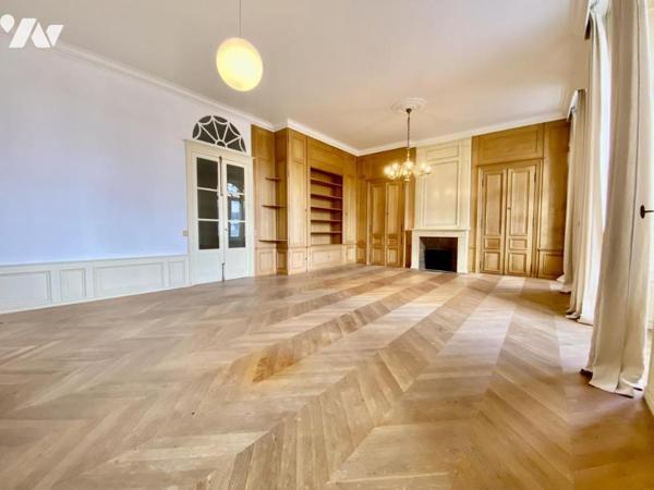 Grand appartement bourgeois centre-ville