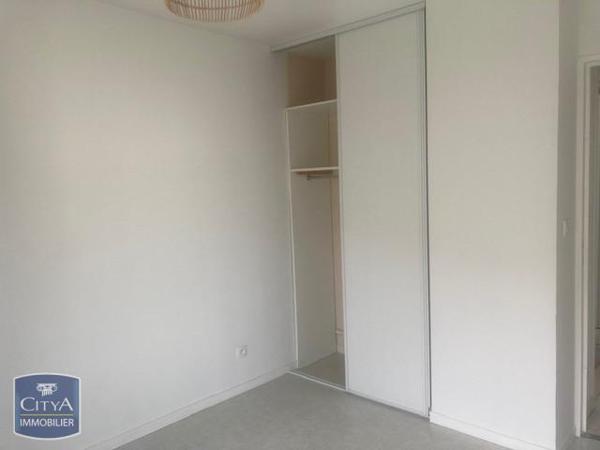 Appartement à louer 3 pièces 63.9m²