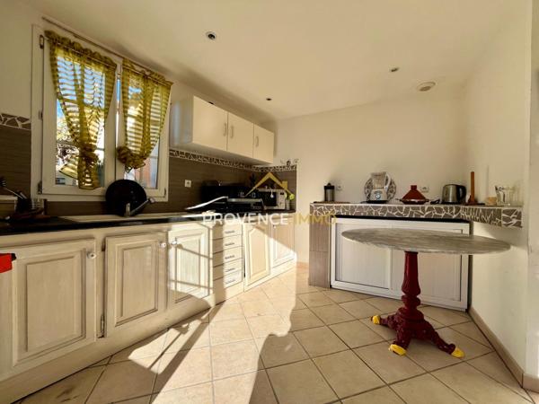 Salon-de-Provence (13300) Villa 138m² - 4 chambres - Piscine - Garage - Studio indépendant